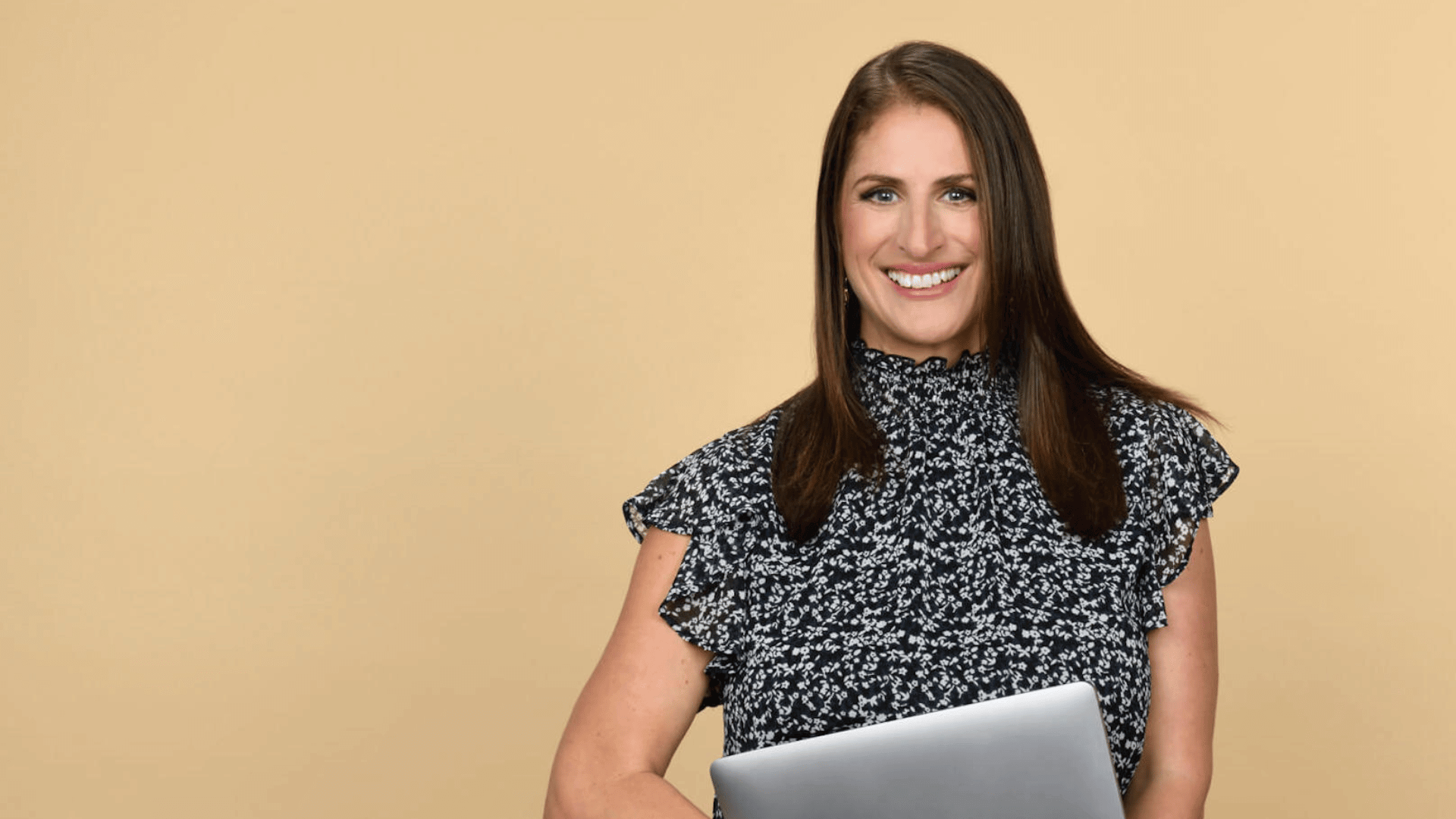 Sarah Taylor of Meetings Into Minutes