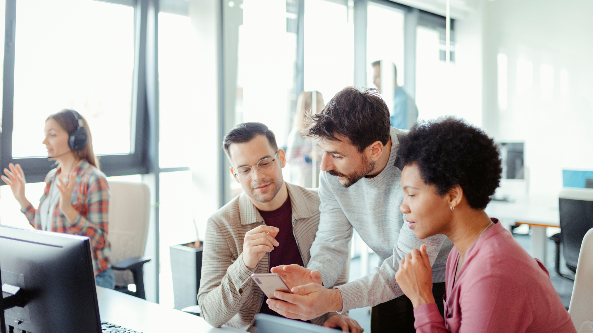 three people responding to a cybersecurity incident
